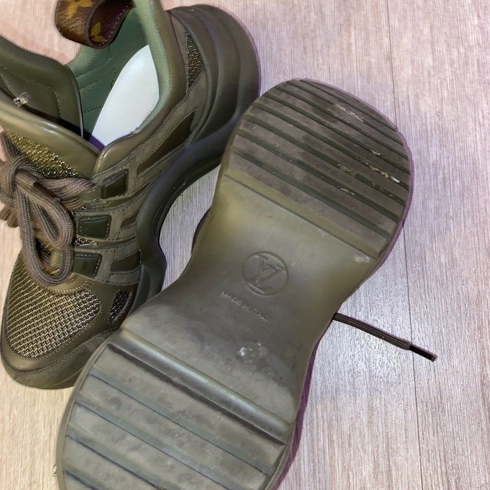 LV Archlight Sneaker - Picture 5 of 5